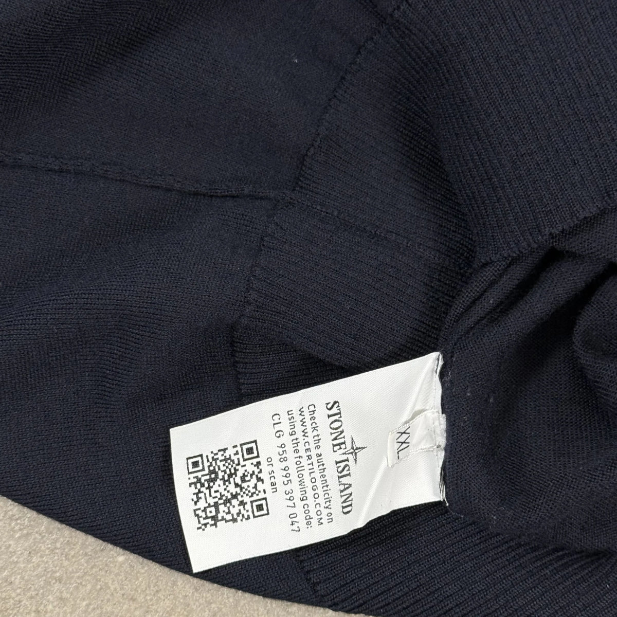 2018 Stone Island Navy Blue Fine Gauge Crewneck Knit Jumper Compass Badge | Size XXL