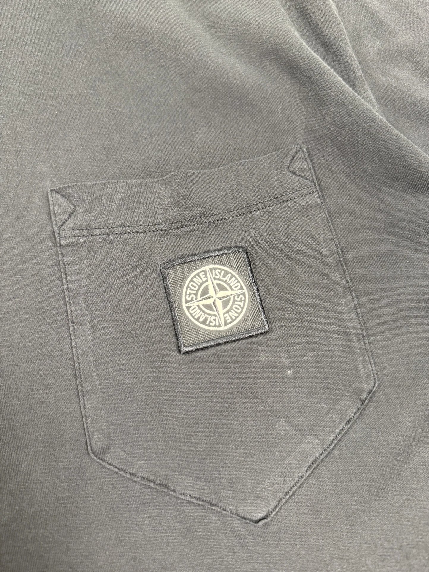 T-Shirt Stone Island SS 2018 Nero con Taschino Logo Patch Certilogo | Taglia XL