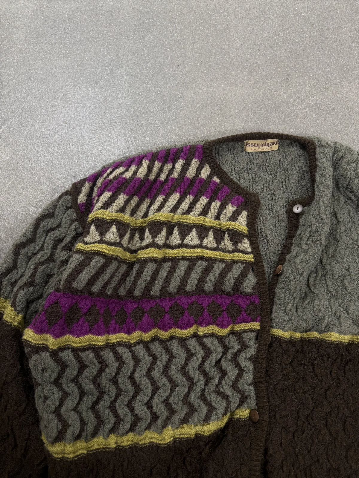 1970s archive Issey Miyake cardigan in lana multi pattern geometrico | Taglia L boxy oversize