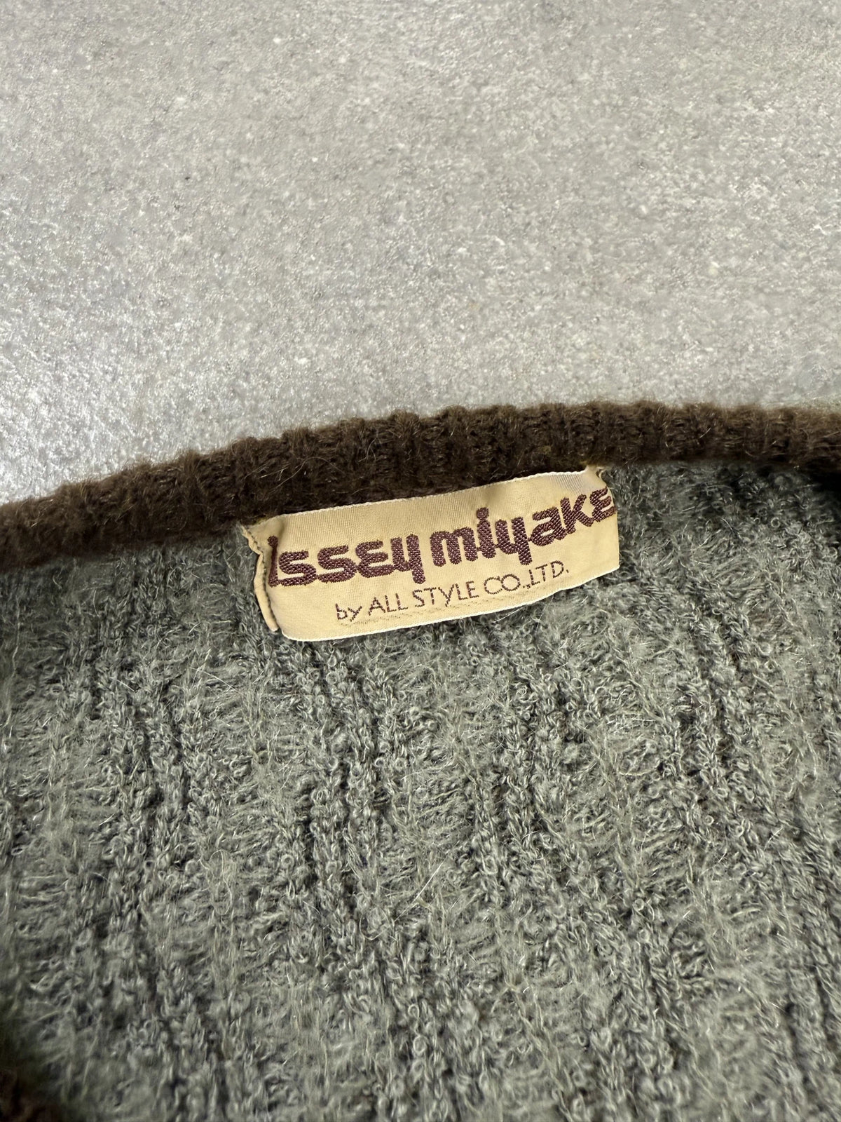 1970s archive Issey Miyake cardigan in lana multi pattern geometrico | Taglia L boxy oversize