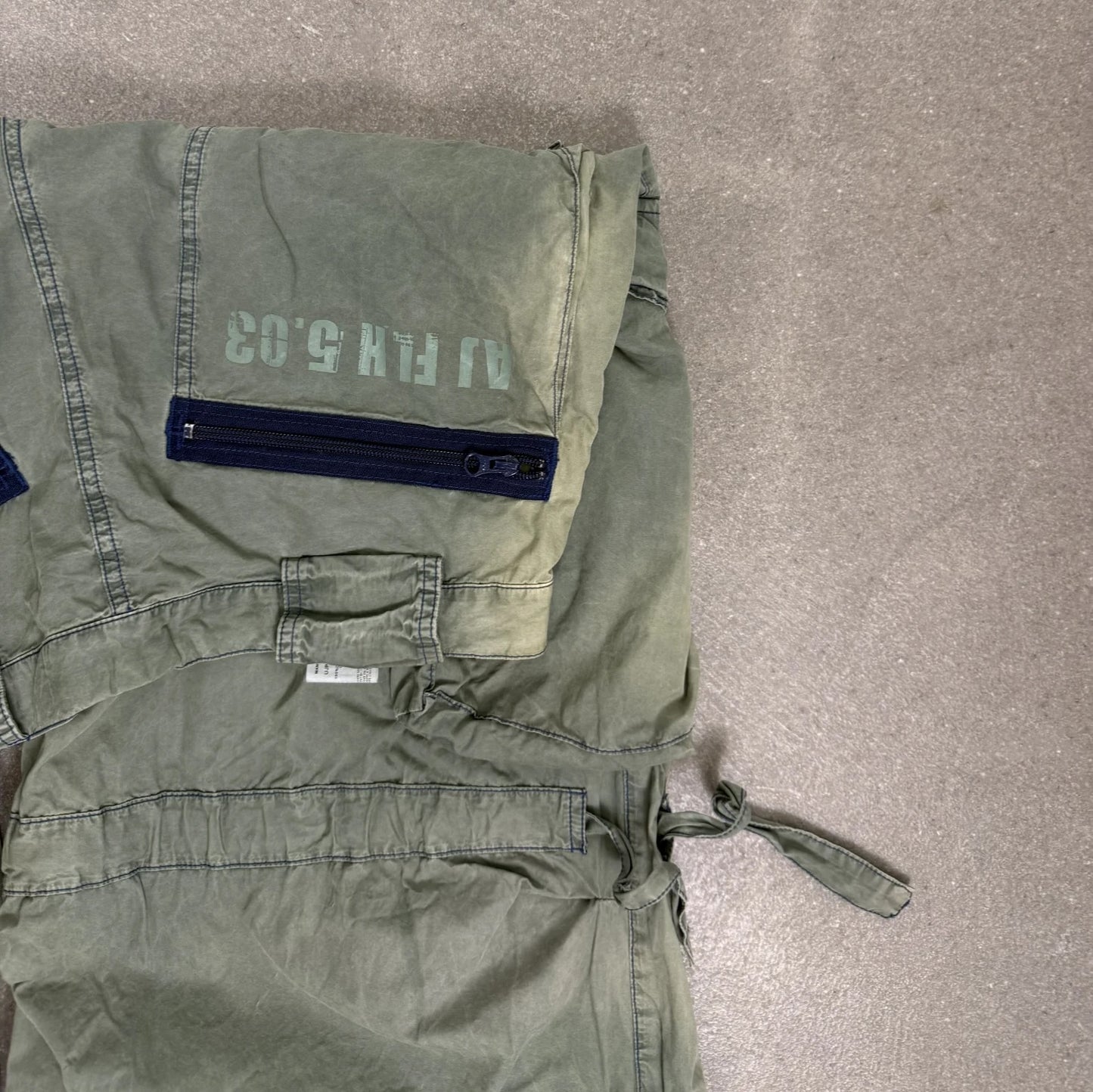 1990's pantaloni cargo d'archivio Armani Jeans - Size 52IT