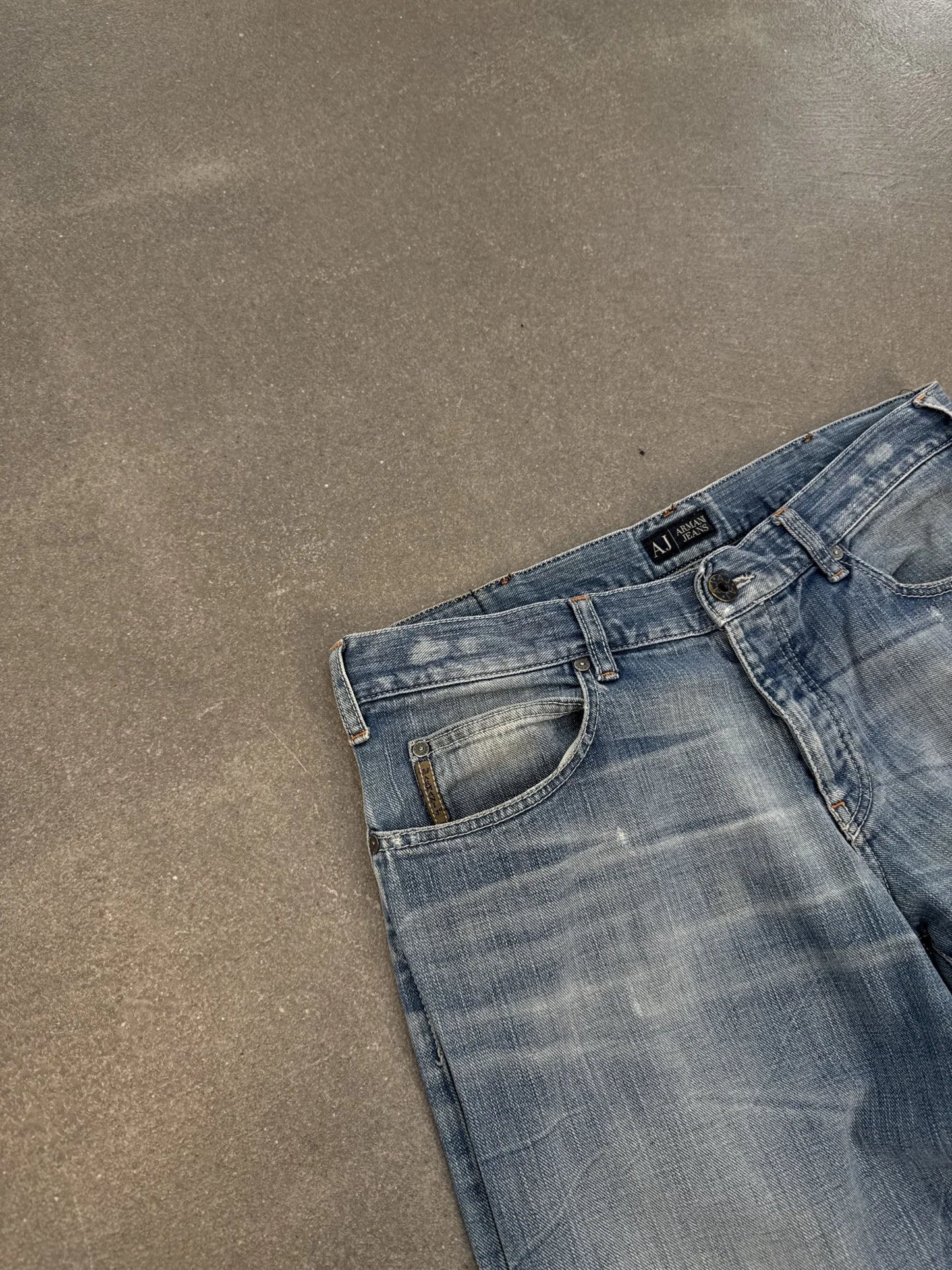 Jeans Armani Vintage 2004 Stone Wash Faded Blue Baggy W38 | Archive