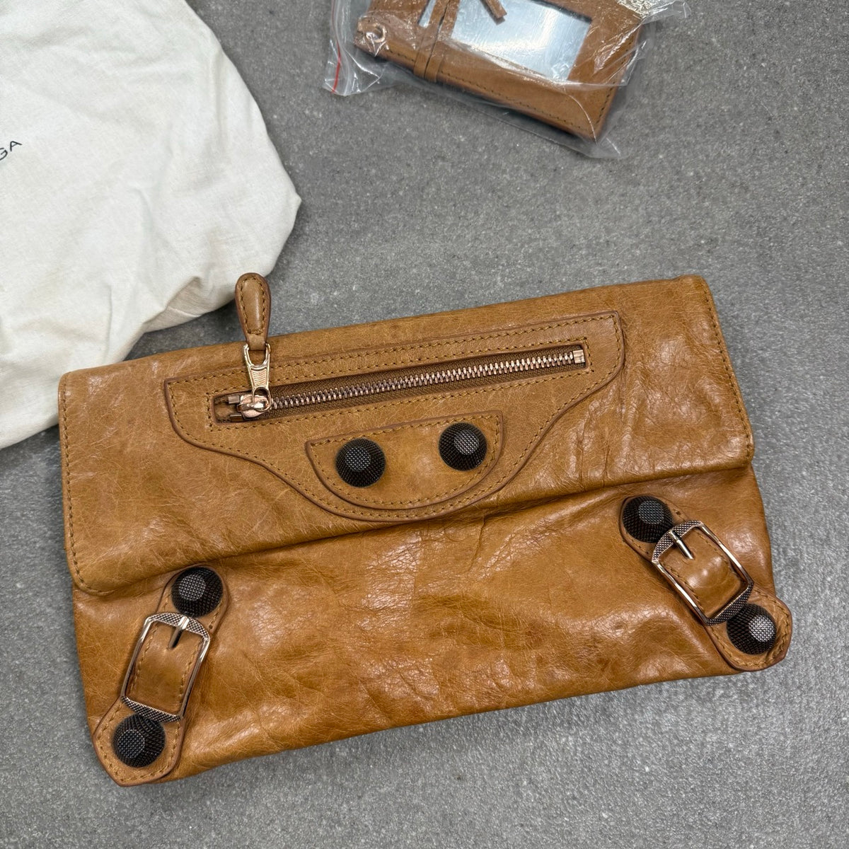2007 archivio Balenciaga Borsa Enevelope Clutch Cammello | Full Set