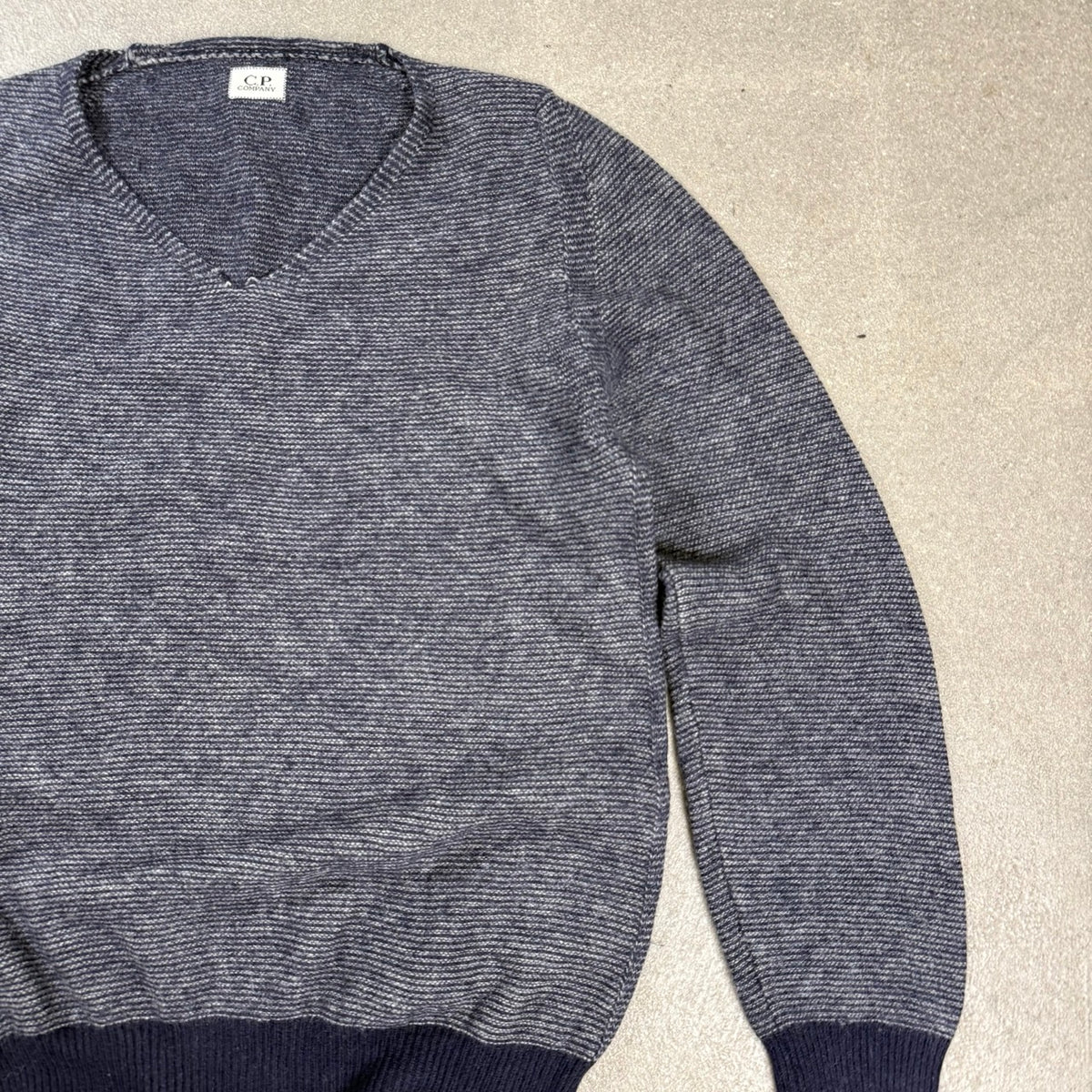 2000s Maglione C.P. Company in 100% Lana Blu e Grigio | Taglia 46