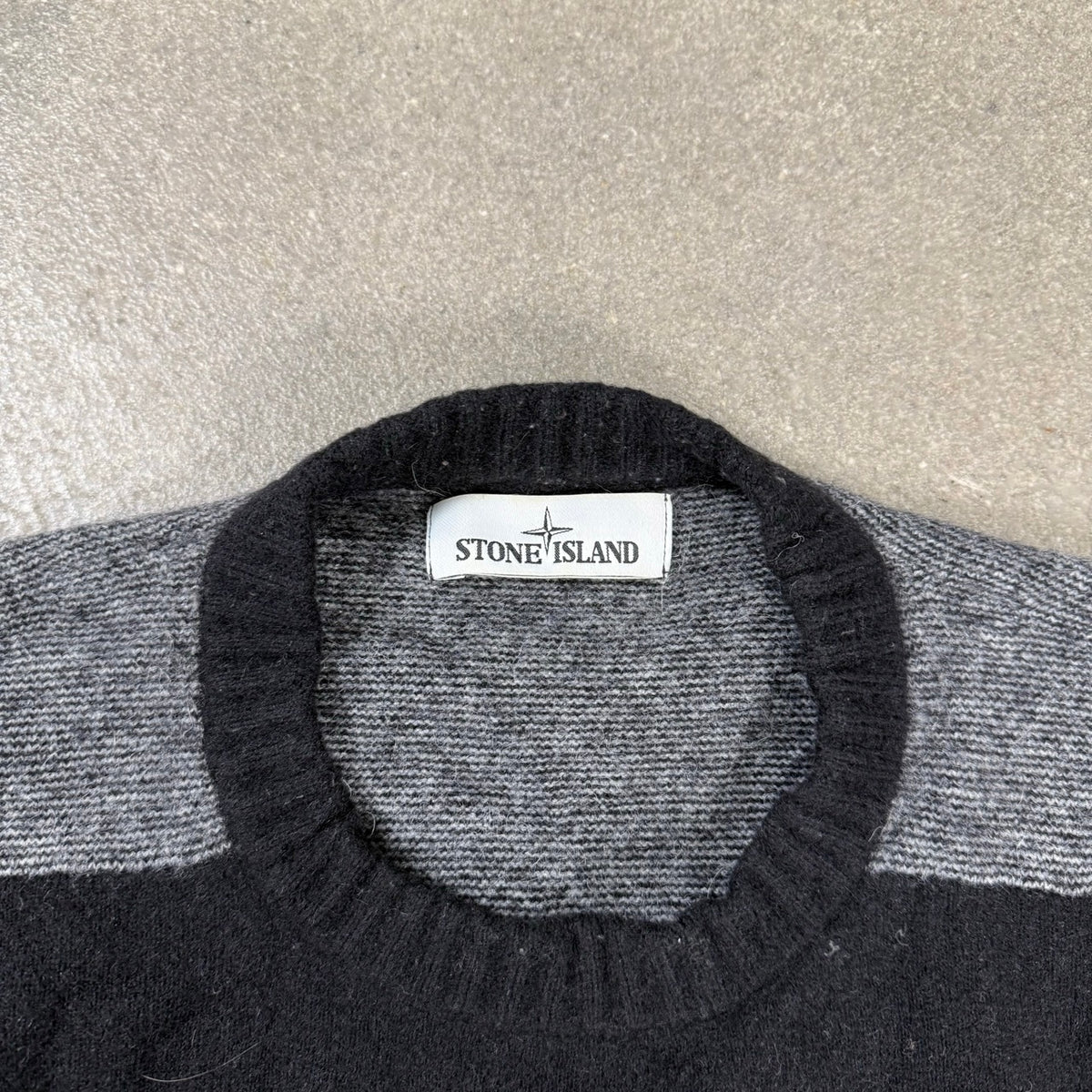 2019 Stone Island Color Block Sweater Black Grey | Size XL Certilogo