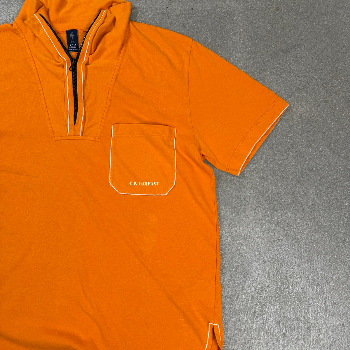 2005 archivio C.P. Company T-shirt 1/4 Zip Arancione | Taglia S