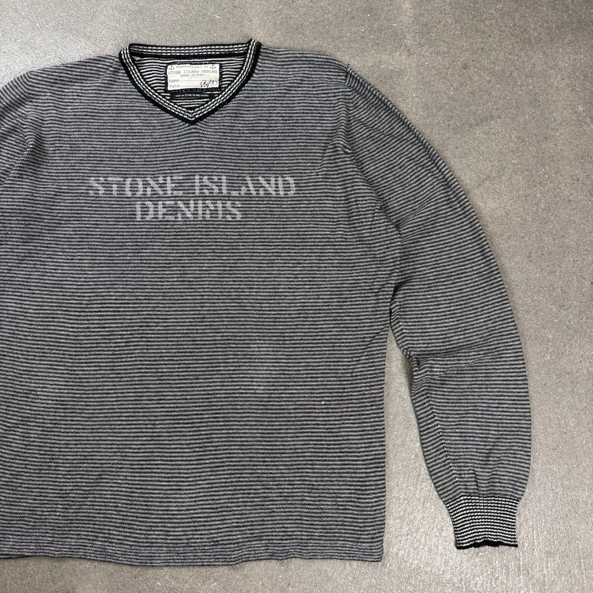 2008 Stone Island Denims Longsleeve Scollo a V a Righe | Taglia L