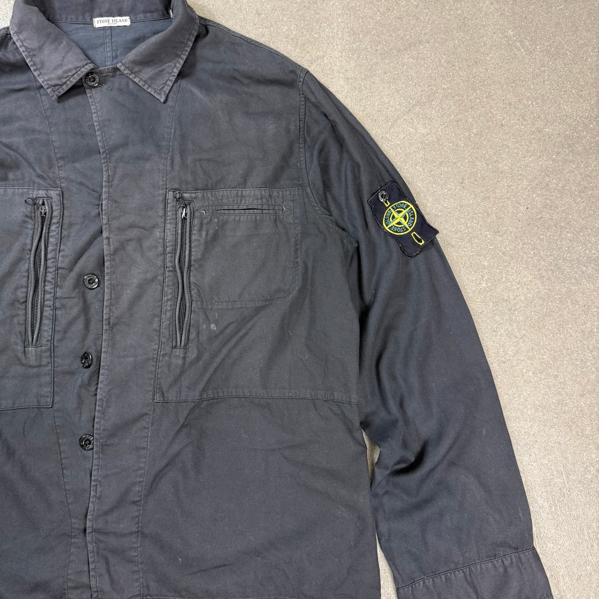 2007 archivio Stone Island Overshirt Nera Asimmetrica con Tasche Multiuso zip | Taglia XL
