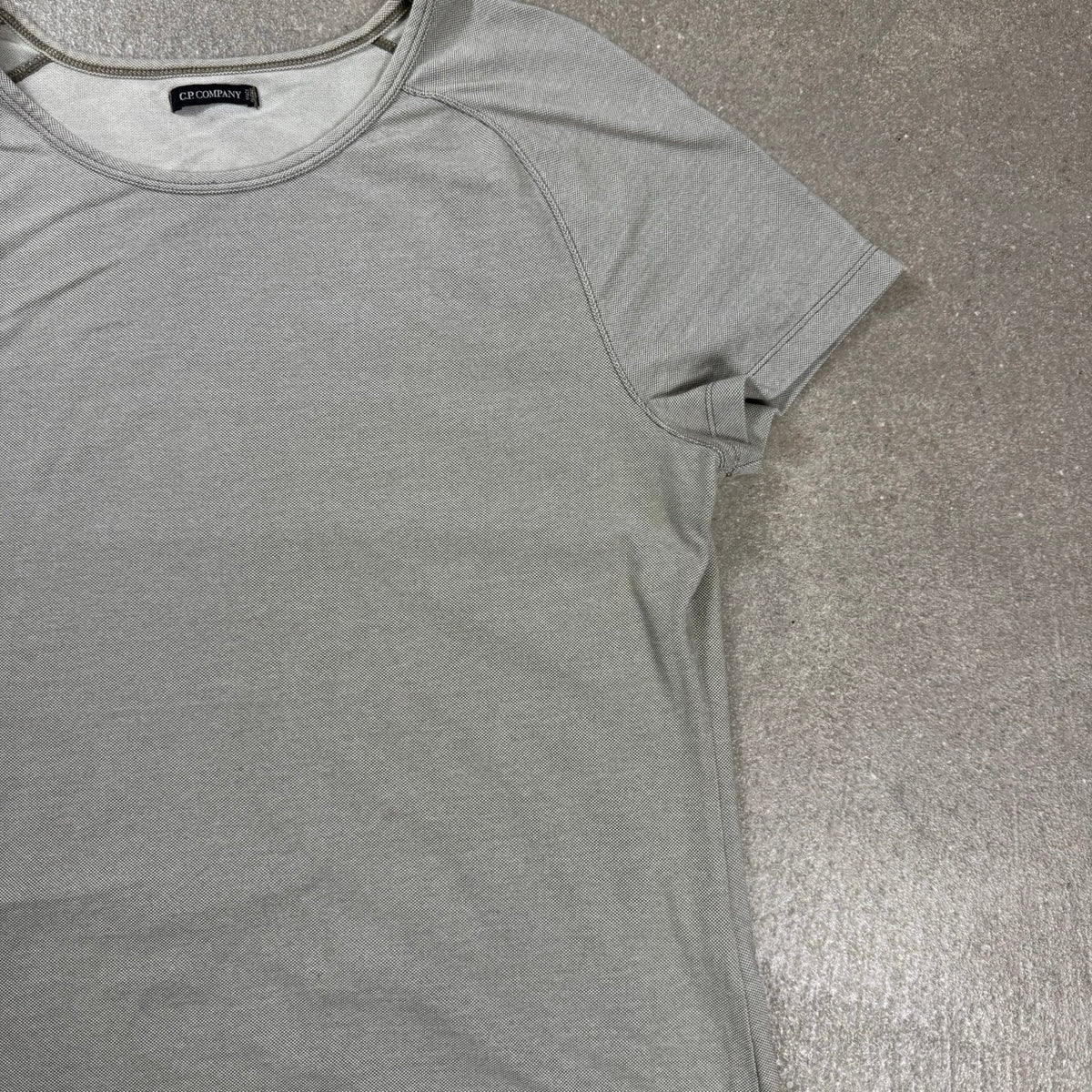 1990s C.P. Company T-Shirt Donna Grigio Manica Raglan | Taglia L