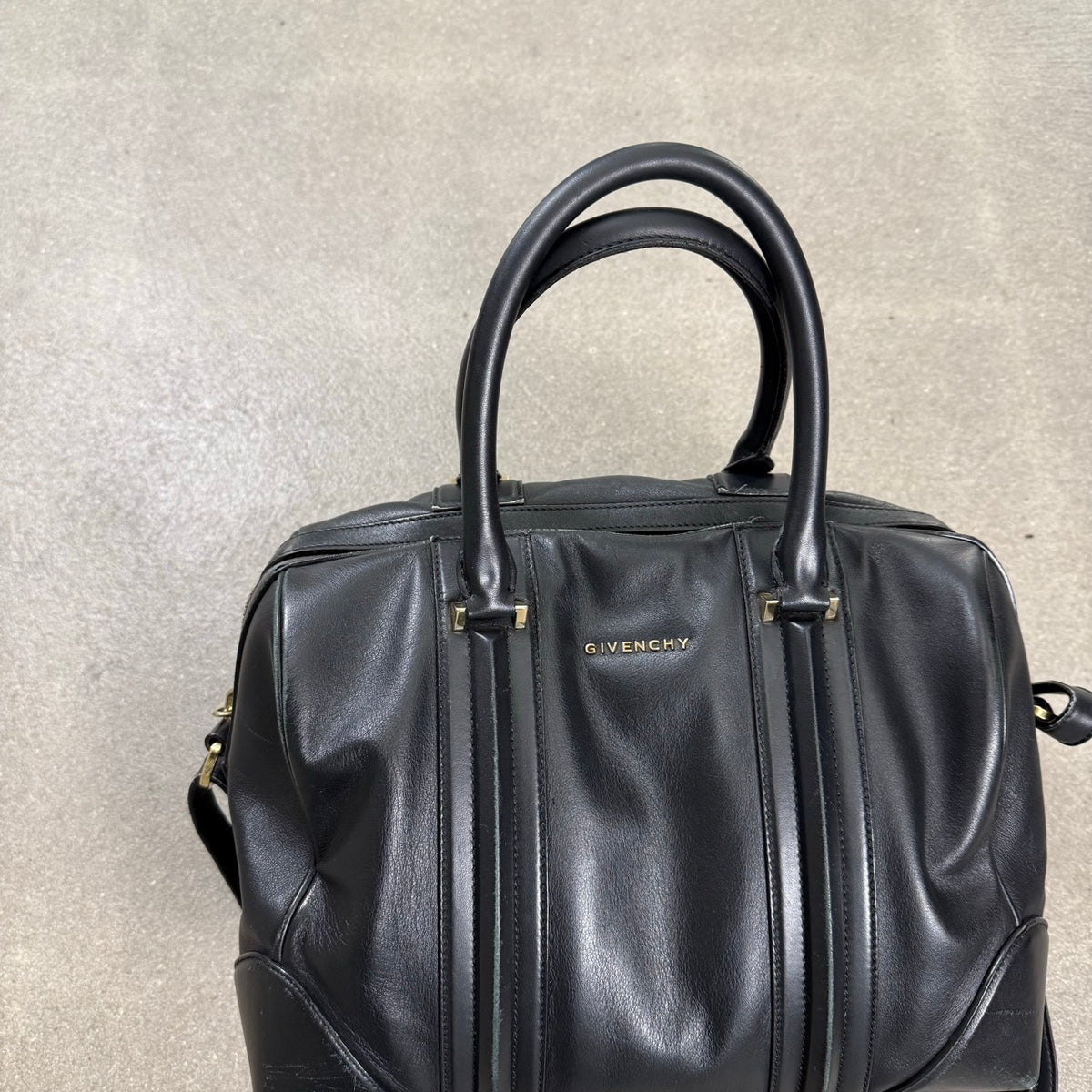 2013 Givenchy Borsa a Spalla Lucrezia in Pelle Nera | Taglia Medium