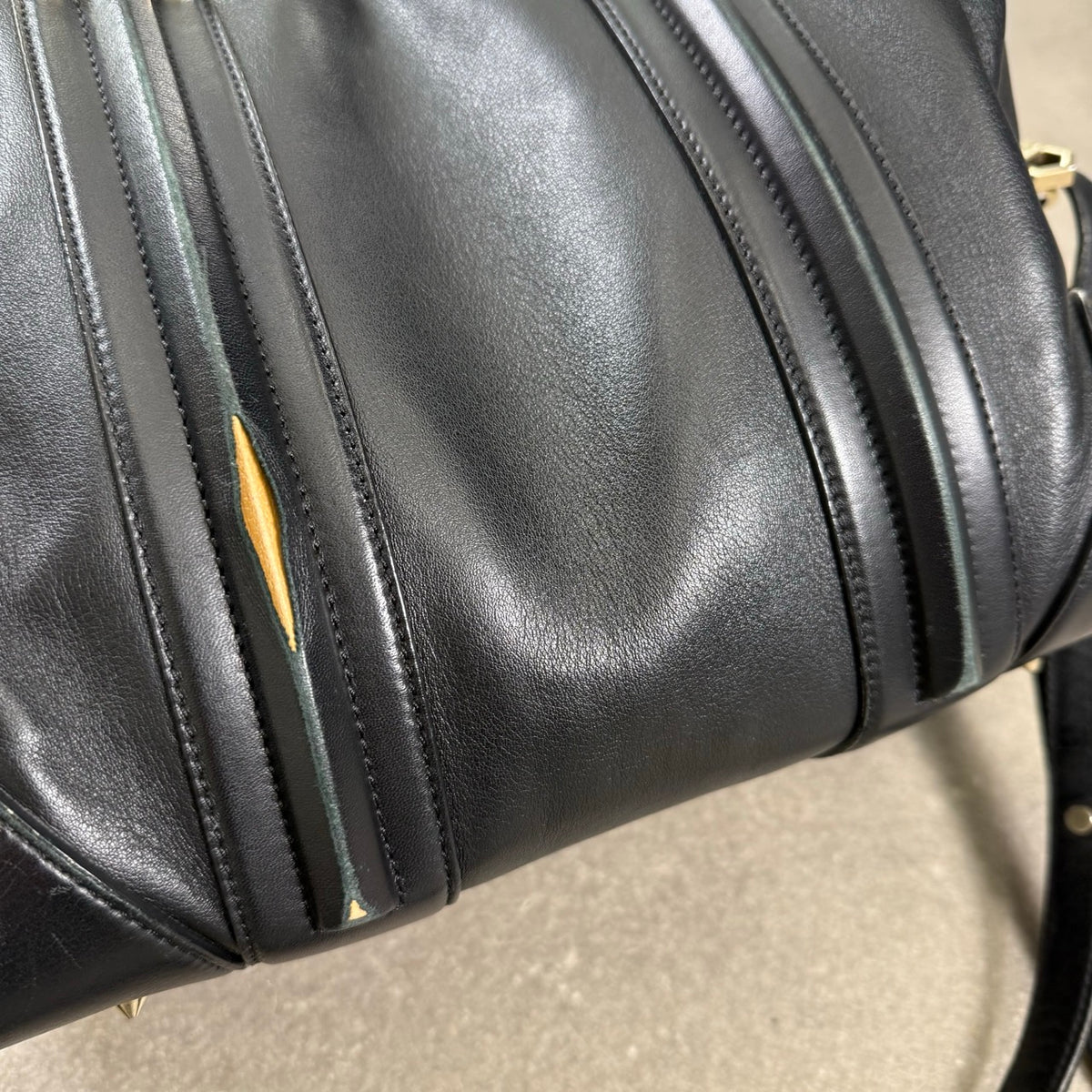 2013 Givenchy Borsa a Spalla Lucrezia in Pelle Nera | Taglia Medium