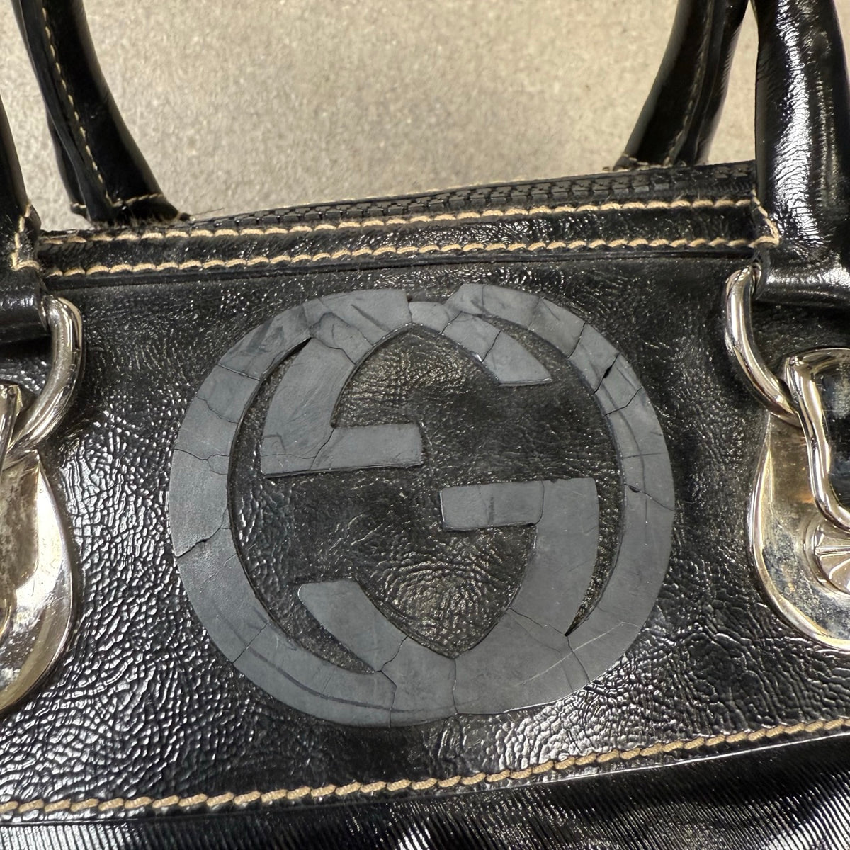 2008 archivio Gucci Borsa Boston Dialux Snow Glam Medium | Frida Giannini era