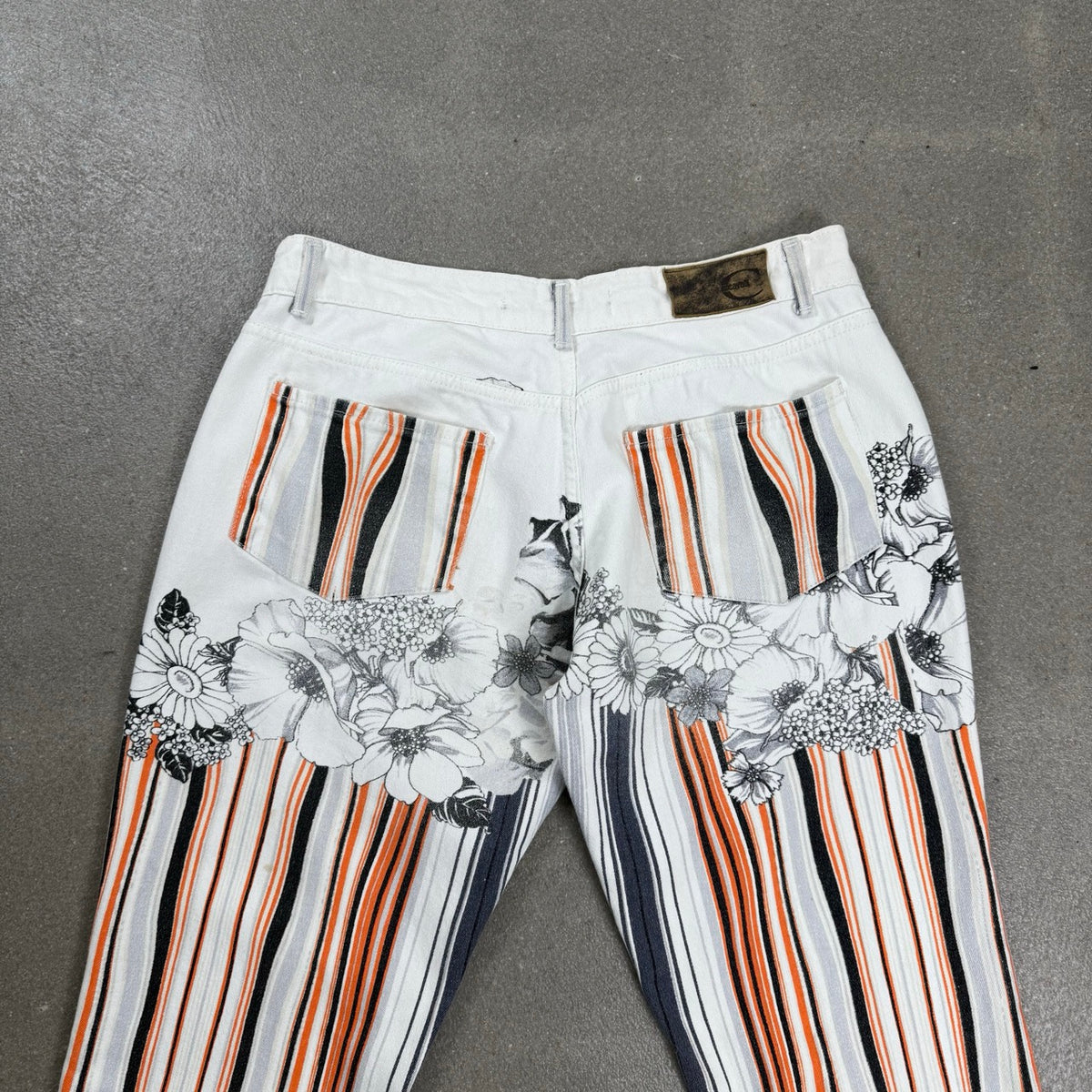 2001 archivio Cavalli Pantalone a Zampa Bootcut Onde Arancioni e Fiori | Taglia W31