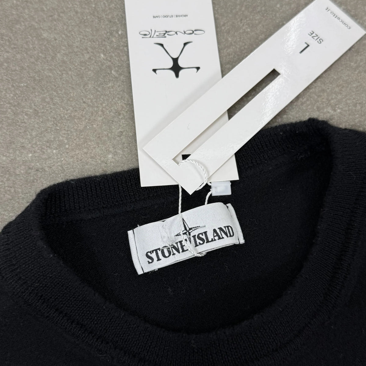 2018 Stone Island Black Wool Crewneck Sweater Compass Badge Size L