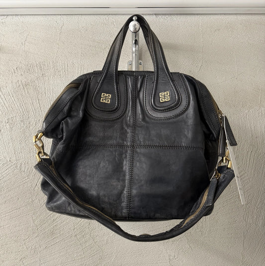 Borsa Givenchy Nightingale Medium in pelle nera vintage con logo 4G e dettagli dorati