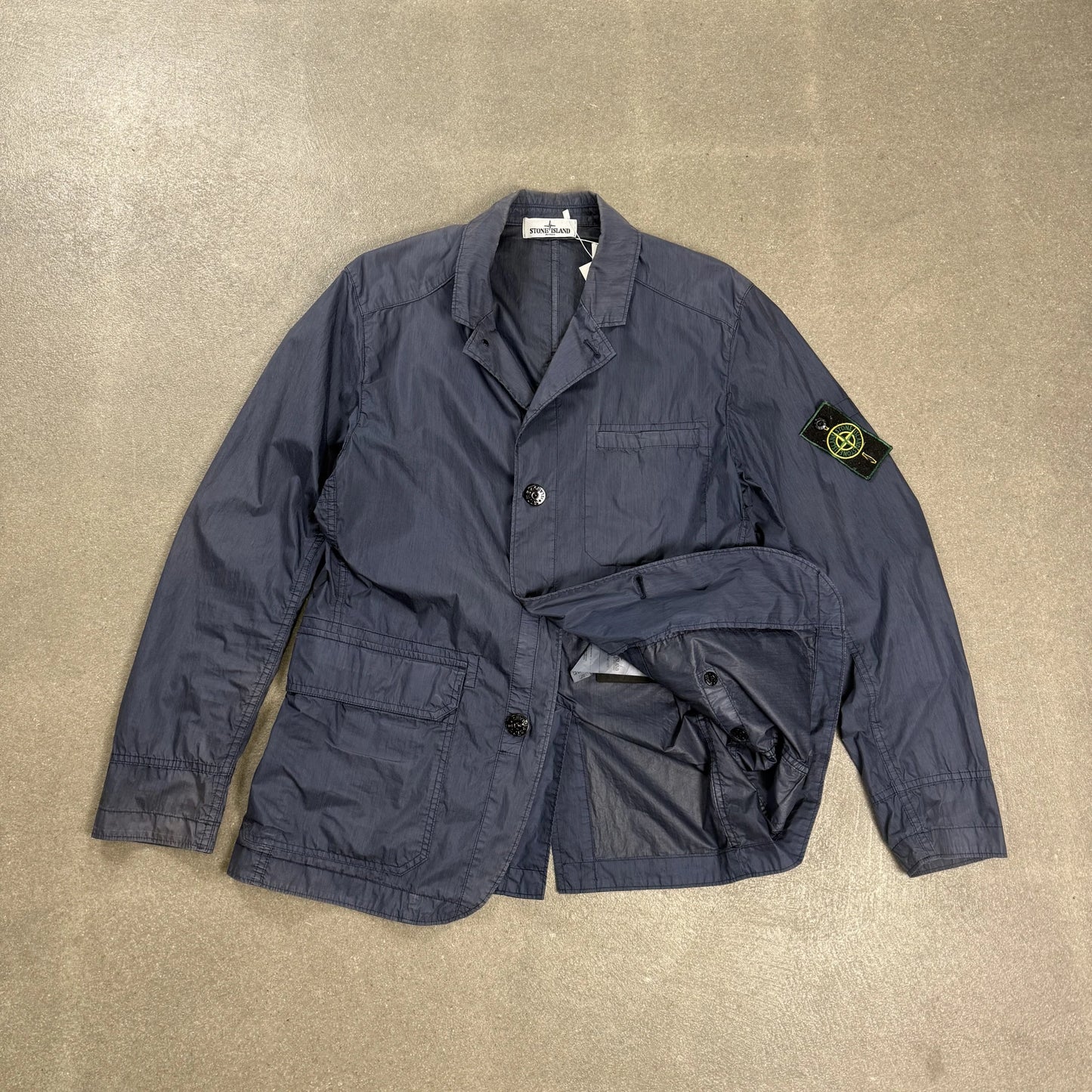 Giacca blazer Stone Island S/S 2013 in nylon spalmatura poliuretano blu notte a 3 bottoni con green badge sulla manica