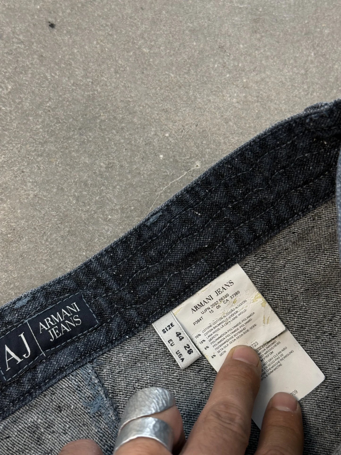 Pantaloni Armani Jeans Vintage Anni 2000 Cargo Blend Lana Seta W28 | Archive